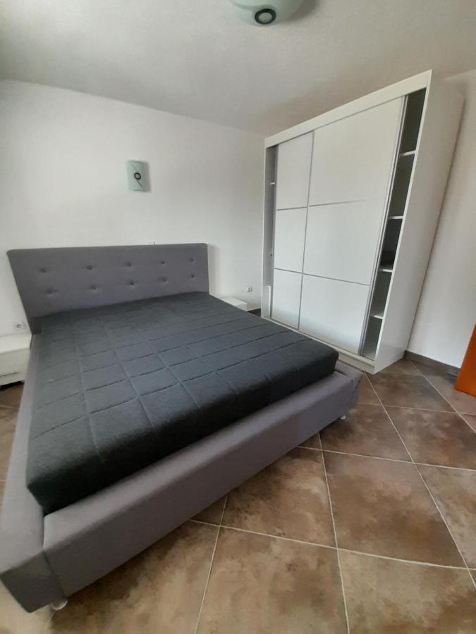 Apartmani Buena Vista Bar Bagian luar foto