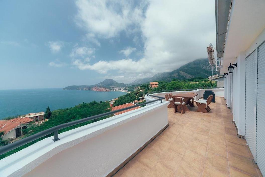 Apartmani Buena Vista Bar Bagian luar foto